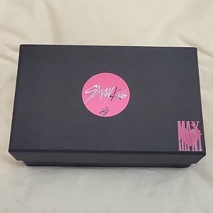 Stray Kids Merch Box - Stickers, Photocards, Keychain